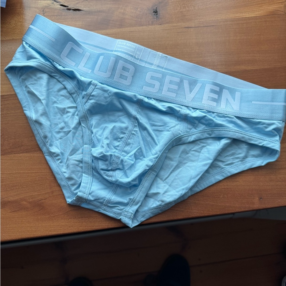Club Seven briefs L